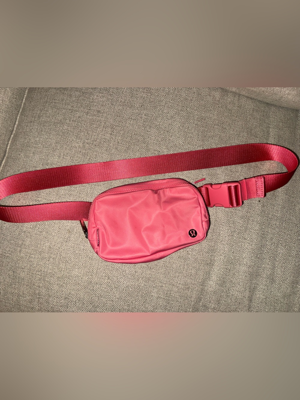 Lululemon Everywhere Belt Bag 1L Pink